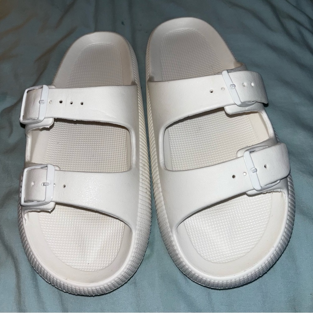 Women’s Bebe Slides - worn once - no noticeable scuff marks or wear